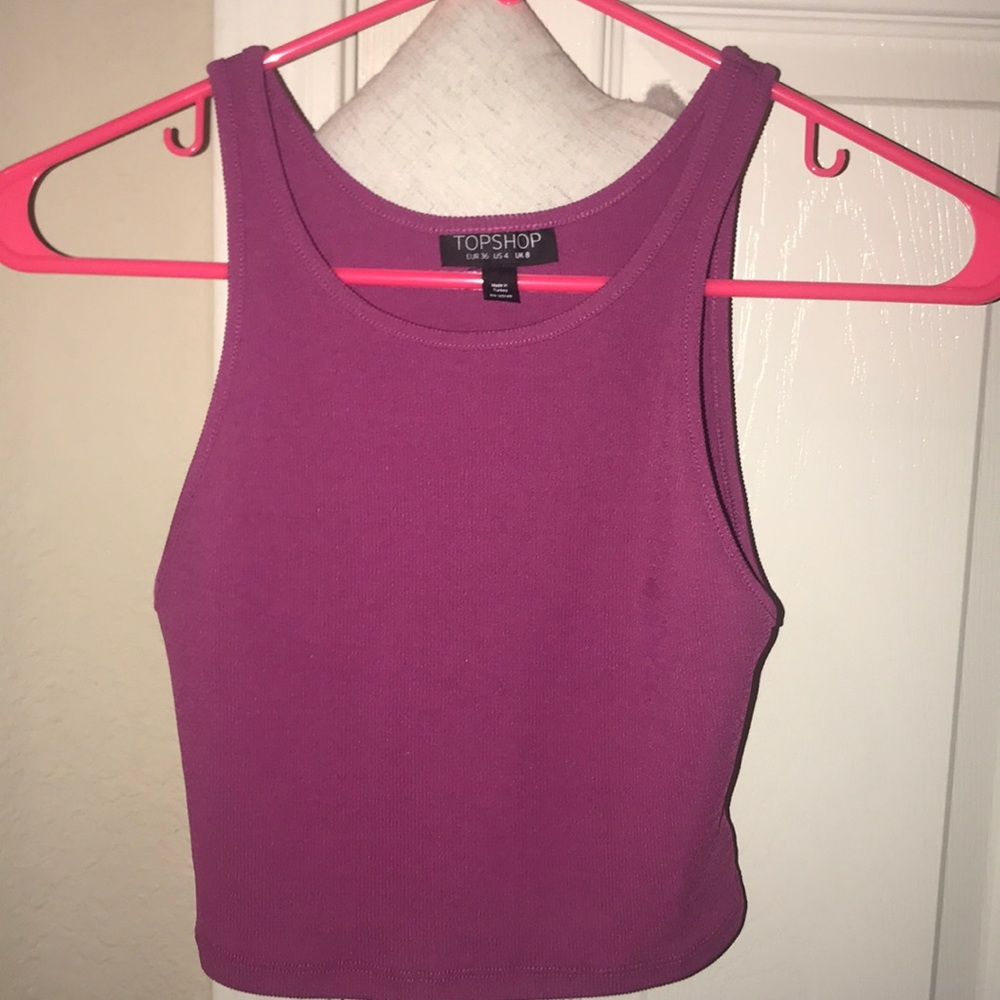 hot pink crop top // no tags but never been worn